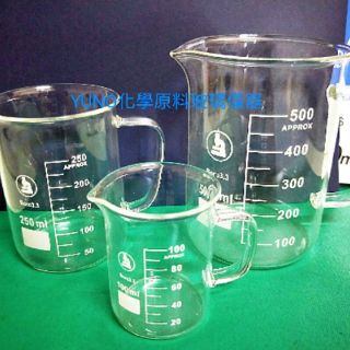 ⟪YUNO化學⟫ 玻璃有柄耐熱燒杯 玻璃燒杯 刻度量杯 100ml-500ml 玻璃杯 量杯 贈玻璃攪拌棒乙支