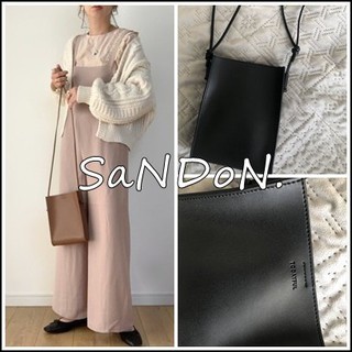 SaNDoN x『TODAYFUL』方便實用好搭配真皮皮革方形手提袋 KBF