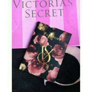 現貨♥美國VICTORIA'S SECRET♥護照套 亮片款 VICTORIA'S SECRET 維多利亞秘密