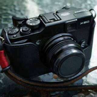 富士 Fujifilm X20 數位相機 / F2.0廣角 / 1200萬畫素 / 附保護鏡 全新原廠皮套