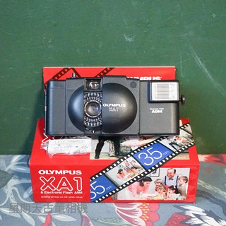 【星期天古董相機】◎送電池 ◎底片加購優惠 庫存新品OLYMPUS XA1 + A9M 免用電池 傻瓜底片機
